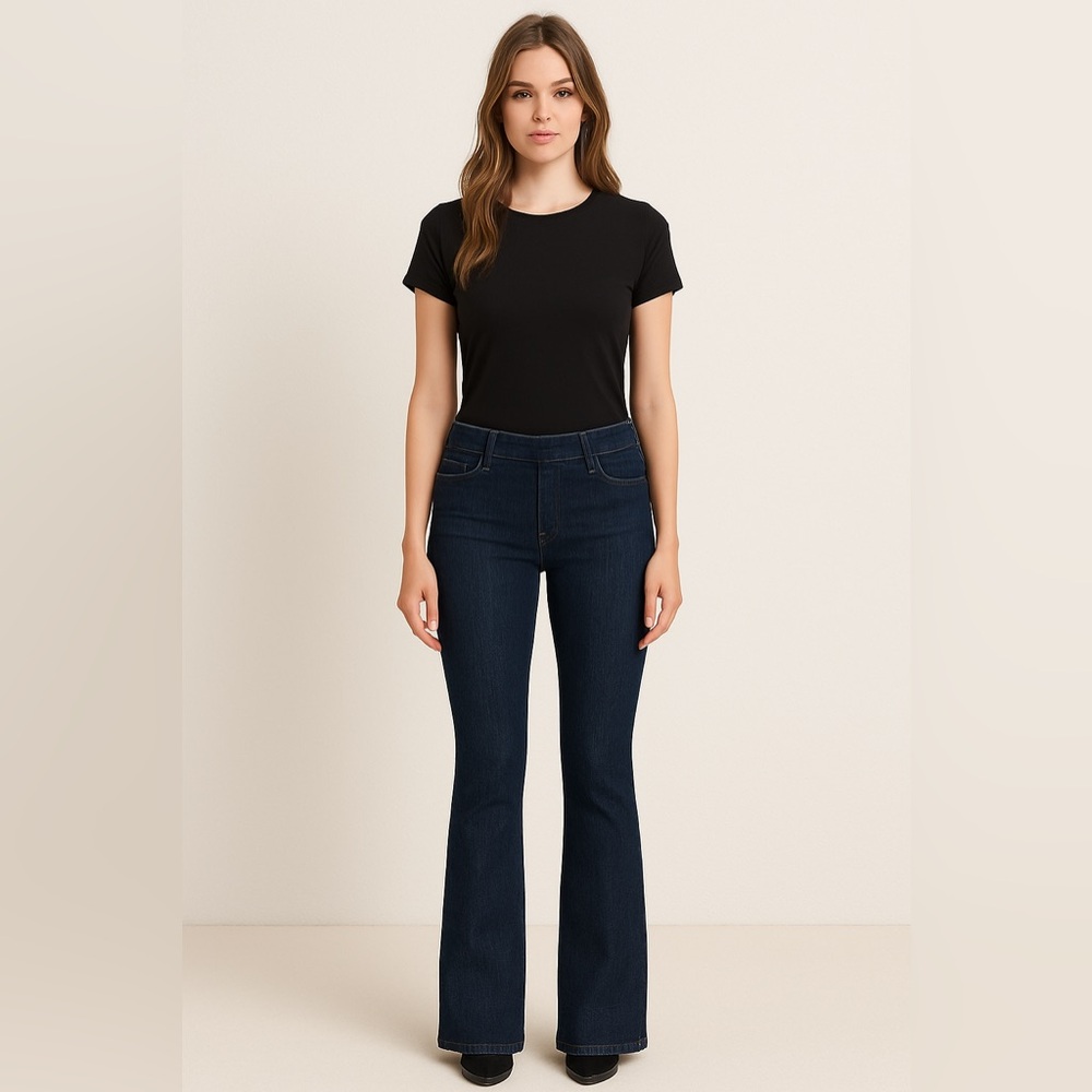 Sold Paige Womens Size 28 w 32 inseam Denim Jeans Bootcut Flare Leg